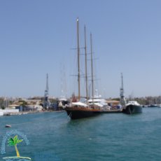 Ausflugsziele » Hafenrundfahrt